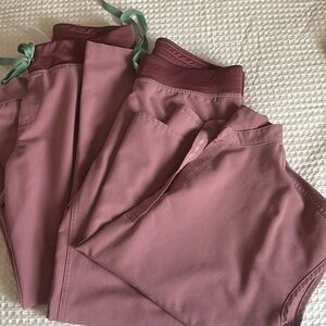 Figs Mauve Scrub Pants with Burgundy Waistband